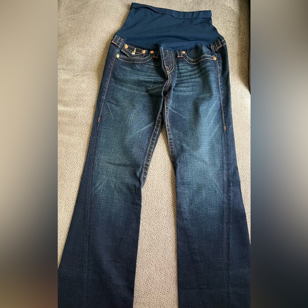 Women’s True Religion Maternity Jeans. Size 32 NWT.